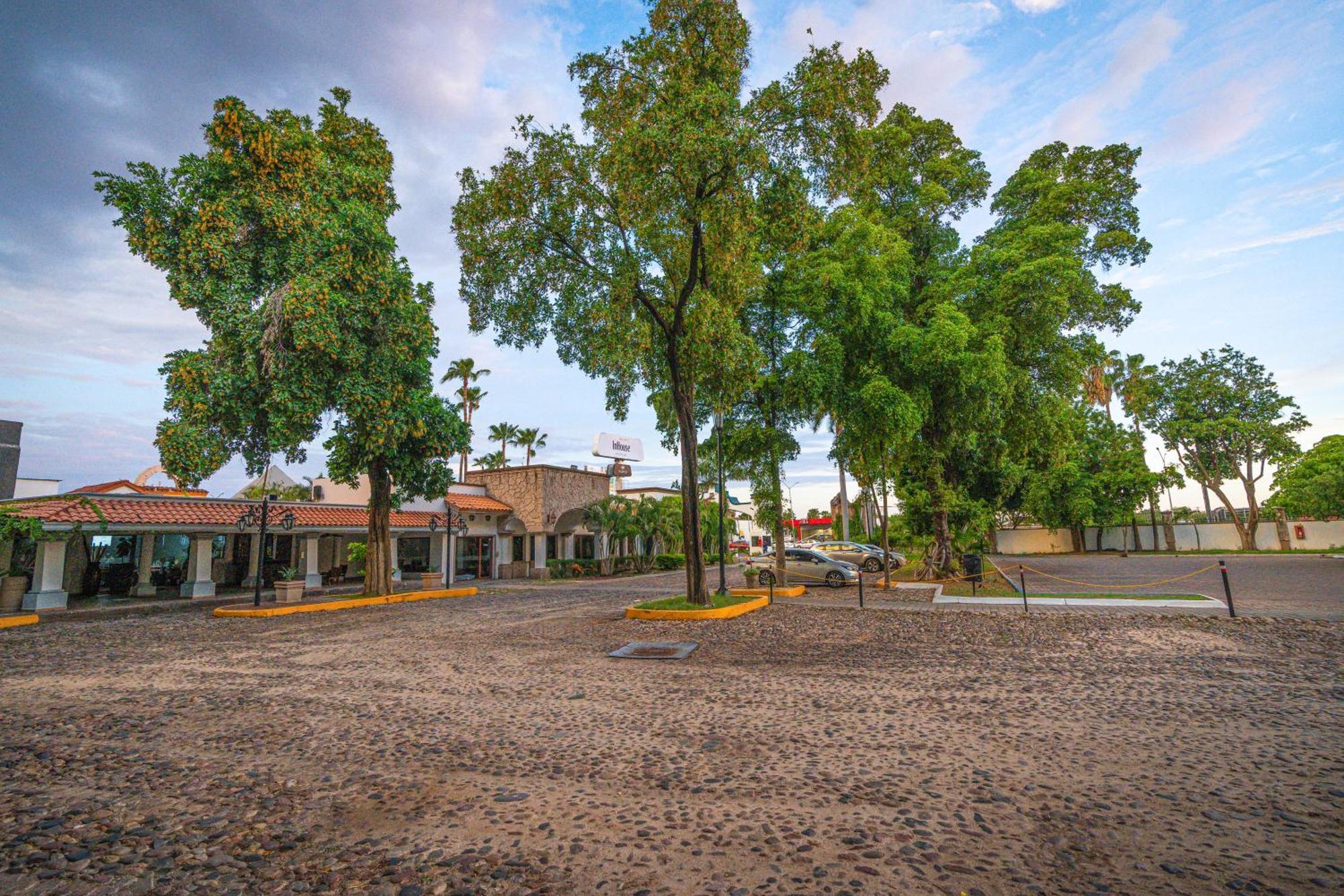 ホテル Inhouse Select Hacienda Tres Rios Culiacán エクステリア 写真