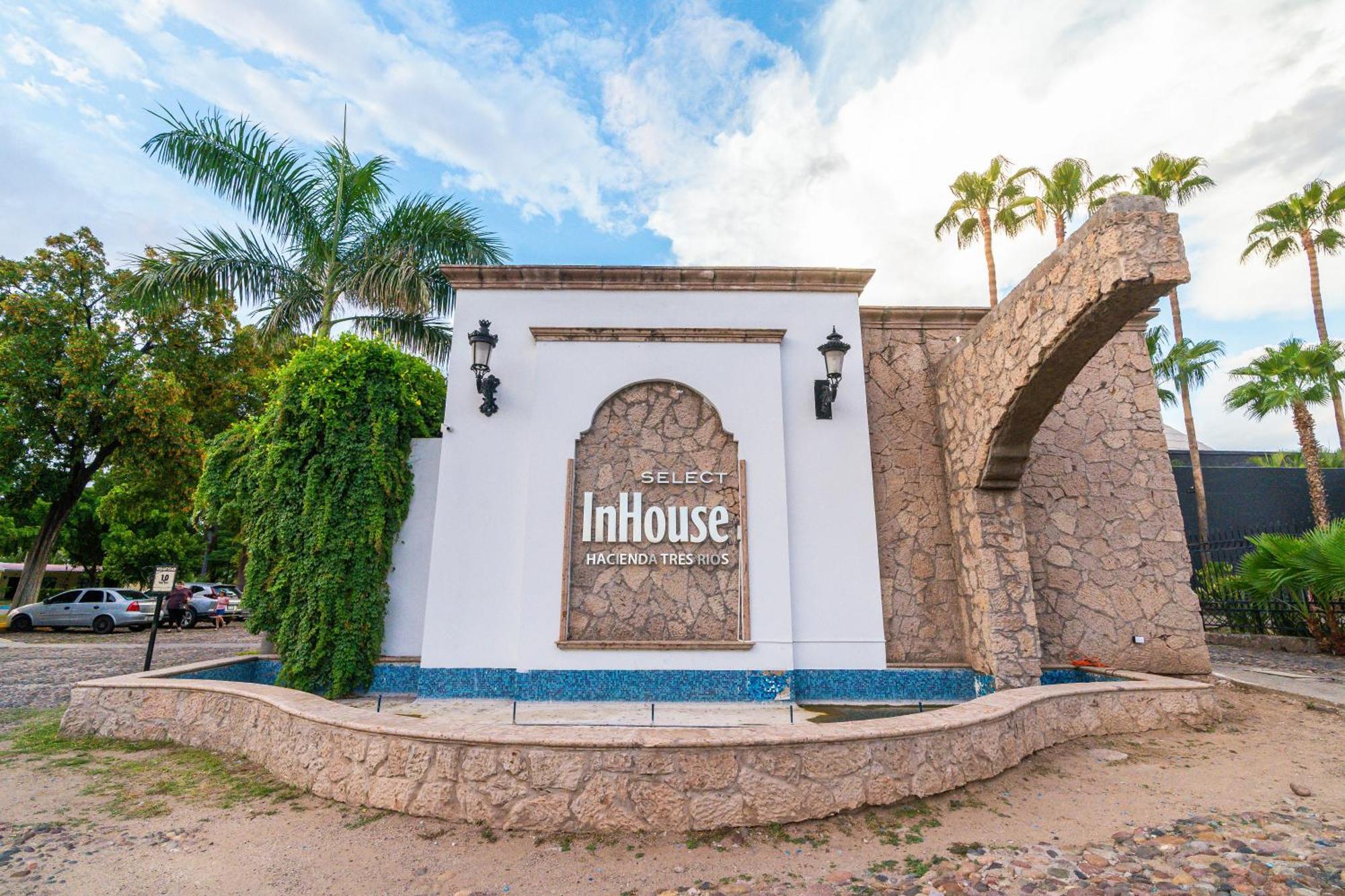 ホテル Inhouse Select Hacienda Tres Rios Culiacán エクステリア 写真