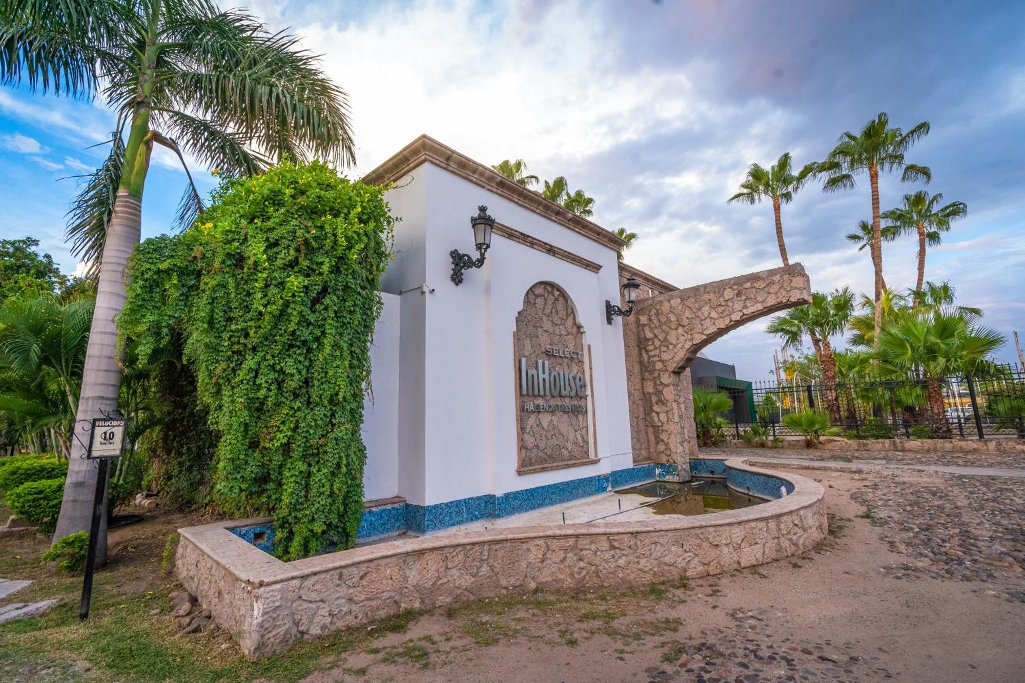 ホテル Inhouse Select Hacienda Tres Rios Culiacán エクステリア 写真