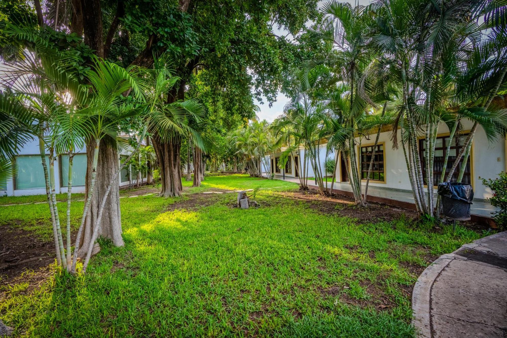 ホテル Inhouse Select Hacienda Tres Rios Culiacán エクステリア 写真